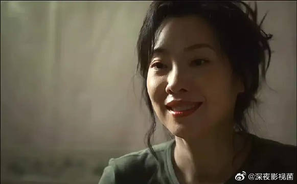 “我亲手葬送了我以前的自己，可我何曾不想去救赎她？”