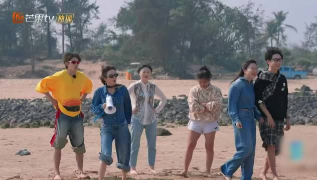 秦岚喊话沈月秒变乖，客栈互动笑料不断