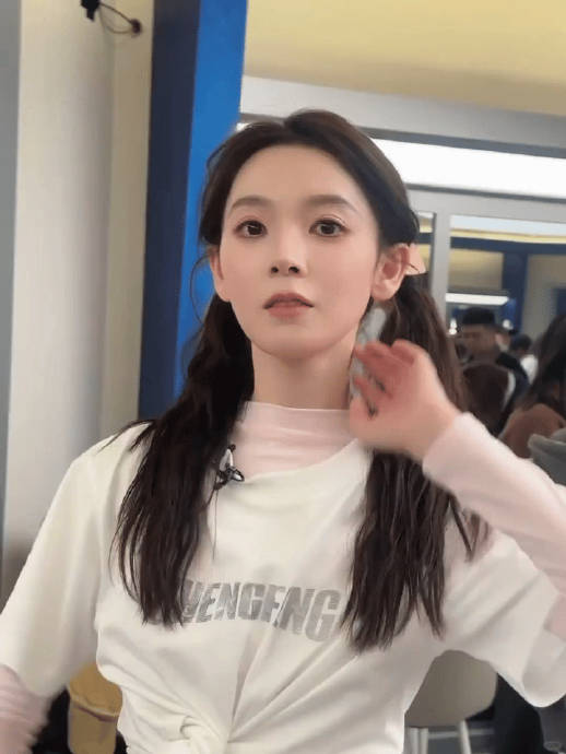 陈瑶和张月在《浪姐》一公的舞台表现和成绩如何？