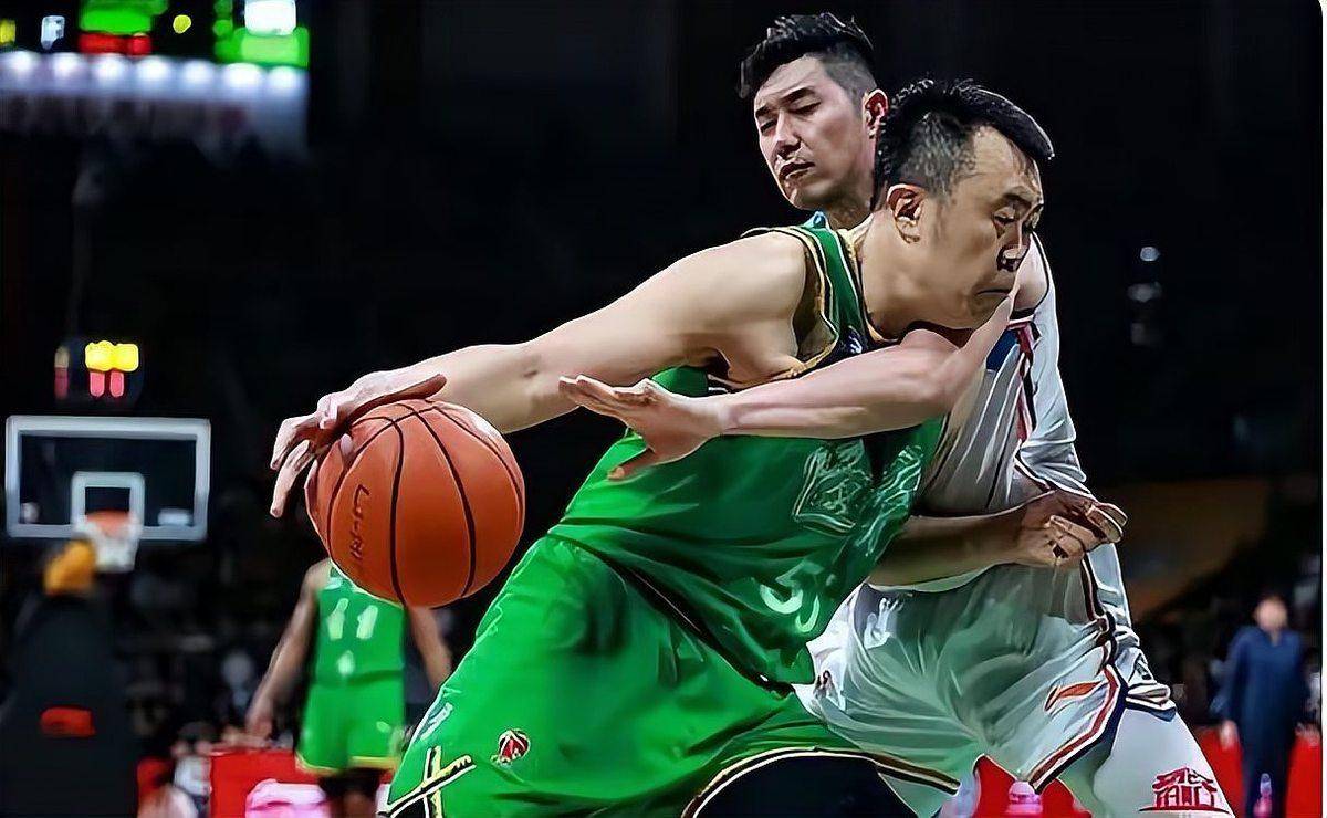 后杨瀚森时代:青岛男篮的无中锋战术能走多远?