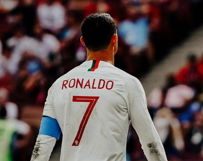 10场14球！姆巴佩距C罗欧冠17球纪录还差3球，能否逆转拜仁是关键