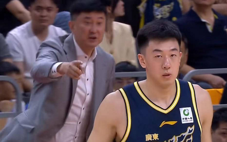 广东男篮赢下吉林男篮，取得33分的华丽胜利