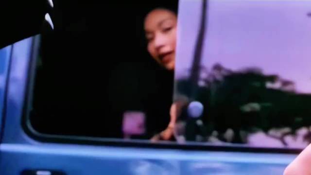 吴君如拍十三妹拍到以为自己真是拉拉，早期还谈了个女朋友
