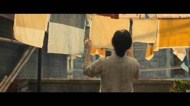 电视剧八千里路云和月现搞笑桥段，两女斗法引观众捧腹