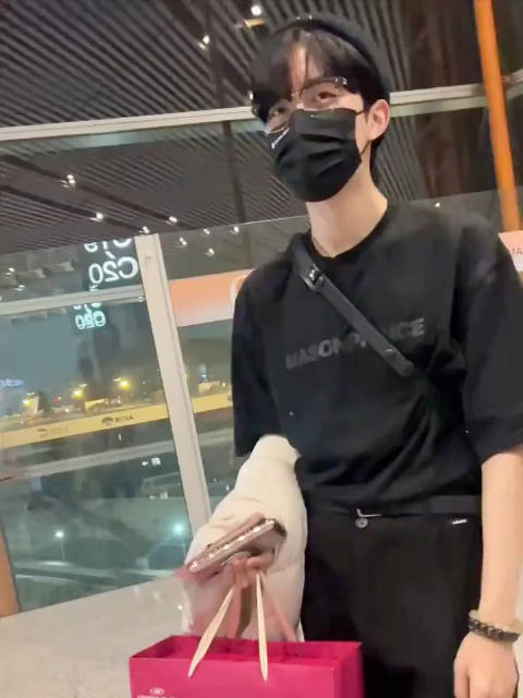 黄星温暖笑容治愈粉丝