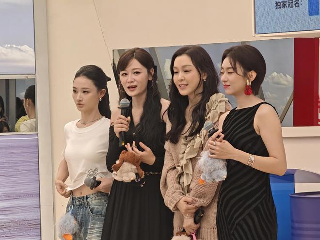 《乘风2026》一公叶一茜组全员晋级 ，叶一茜:第一句有点紧张有跑调|超女|歌曲|范玮琪_订阅