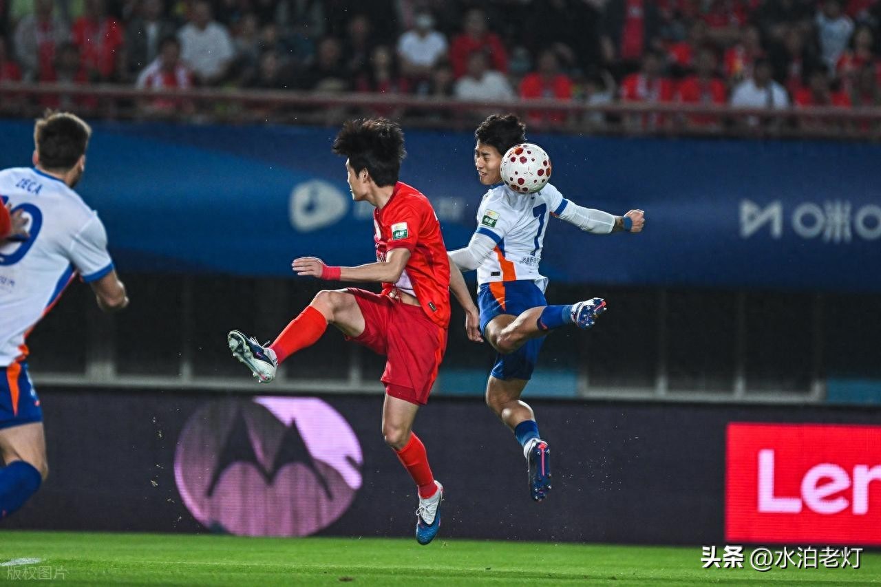 1:0，王博明送礼瓦科，山东泰山年轻人转换速度很行！