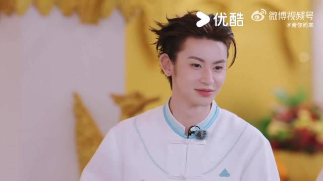 王琳凯游戏撒娇被周震南抓包