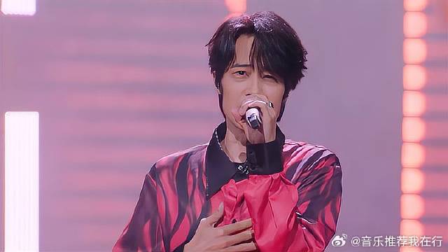 Tank时隔多年再上音综，深情演唱《老友记》，太动听