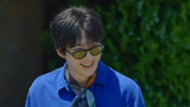 刘宇宁即兴演唱粤语版唐伯虎点秋香，现场喜剧效果拉满