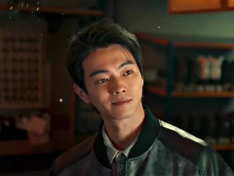 警察陈红兵与儿子陈辉上演真人版猫鼠游戏
