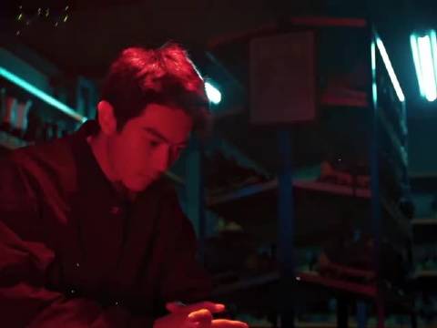 许凯丁勇岱上演猫鼠游戏,情感拉扯成看点