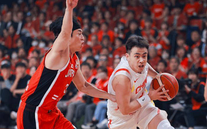 7月杨瀚森、王俊杰回归后，哪些球员或将无缘中国男篮？