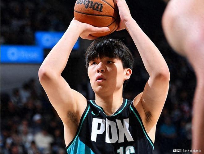 残阵开拓者轰44分冲击波锁第八，杨瀚森仅1分39秒取1板