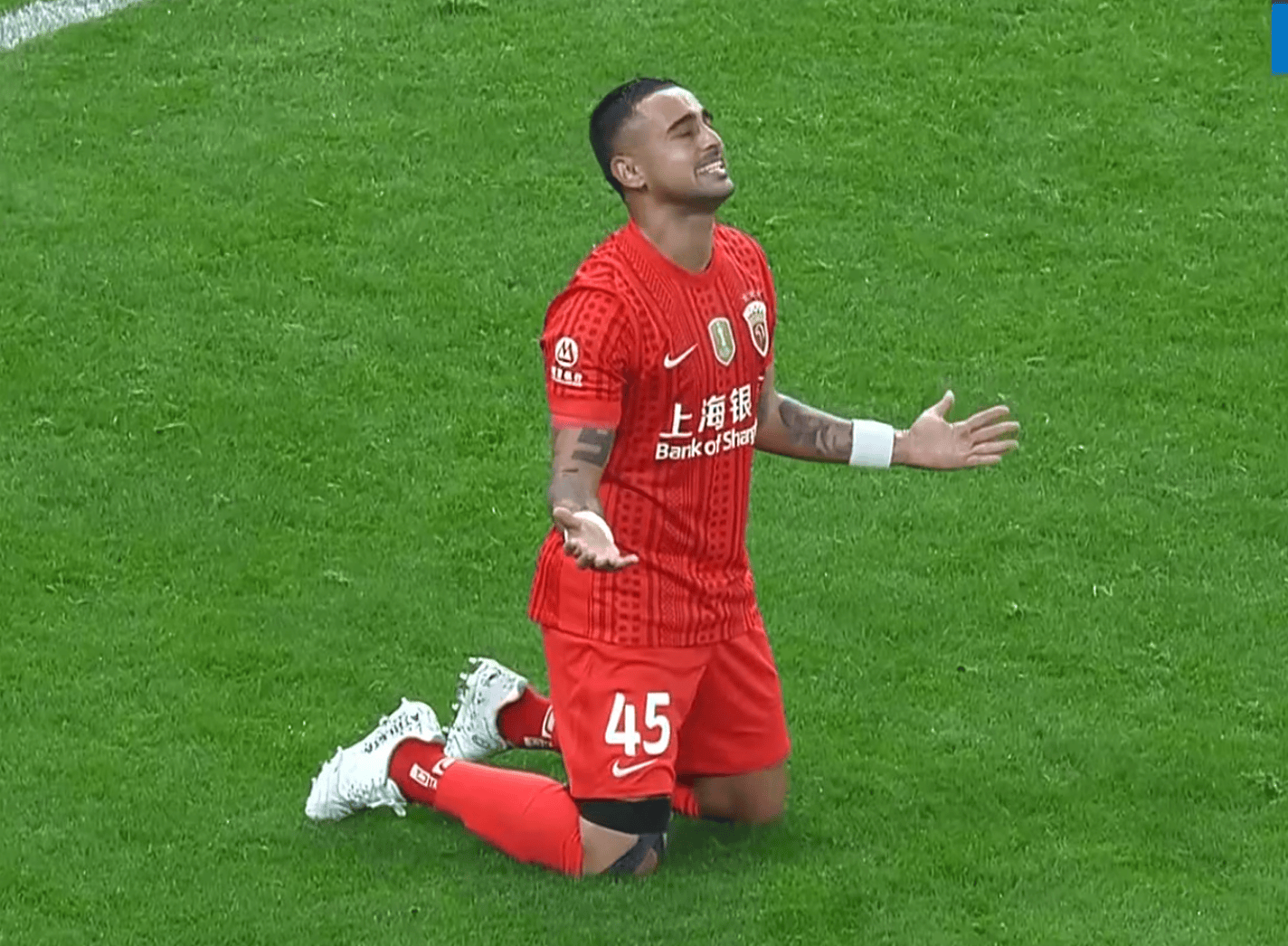 随着蓉城1-0胜海牛，海港4-1，中超最新积分：榜首领先垫底队15分