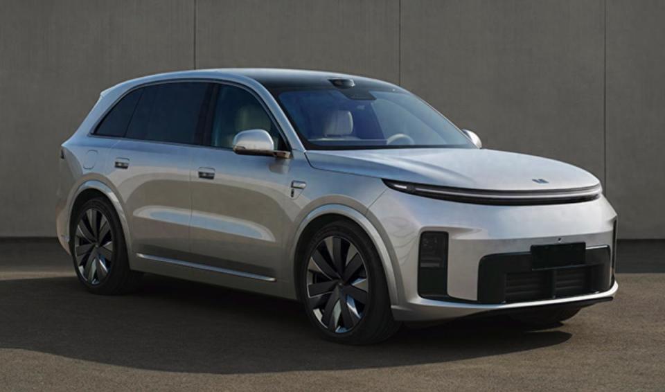 新车：理想新一代L8、宝马新世代iX3、哈弗新旗舰HX、小鹏新车L03