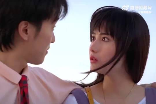 陈德容16岁出演电影惊艳众人