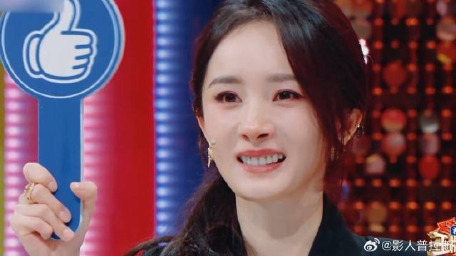 没人能抗拒帅哥！宋亚轩清唱英文歌，杨幂立马眼泛桃花！