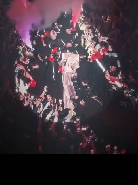 还真的别说 这视频我们宝儿真的美味 看着一个个恨不得扑上去的感觉 cr 水印