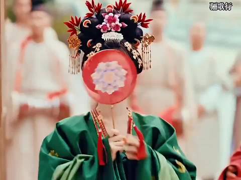 李一桐许凯《骊歌行》丑媳摘扇惊艳众人