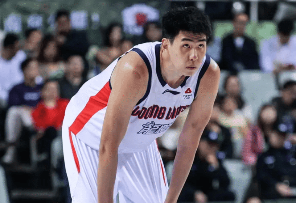 陈正昊：有多支NBA球队要试训徐昕，希望他今年能去打夏联