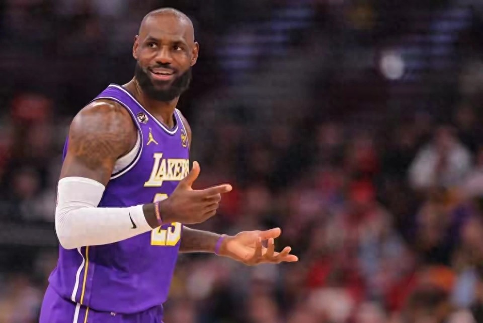 NBA休赛期大地震！3大巨星恐换队，小波特冲2.34亿合同太离谱