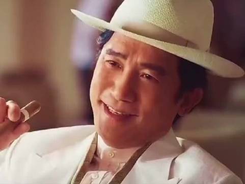 电影，金手指，看着挺不错的