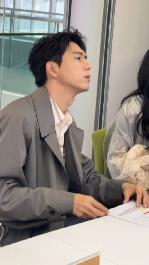 麦husband 侧颜杀 李现春色寄情人