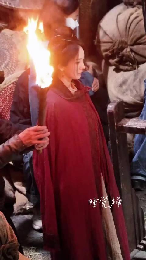 开头这段没看过，好坚毅的眼神 cr. 江山大同