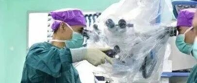 健康 | 一女子脑内取出8厘米长活虫，医生提醒：别再这样做了