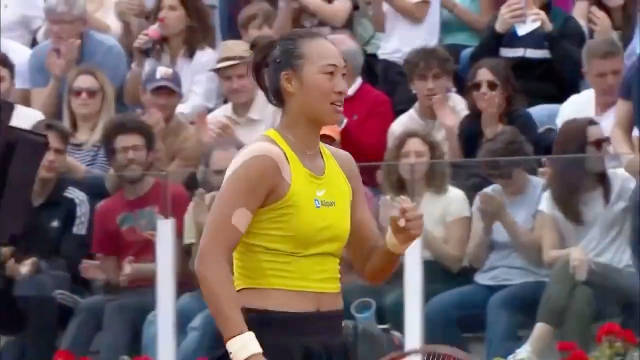 郑钦文罗马赛晋级八强，成中国女网第三人