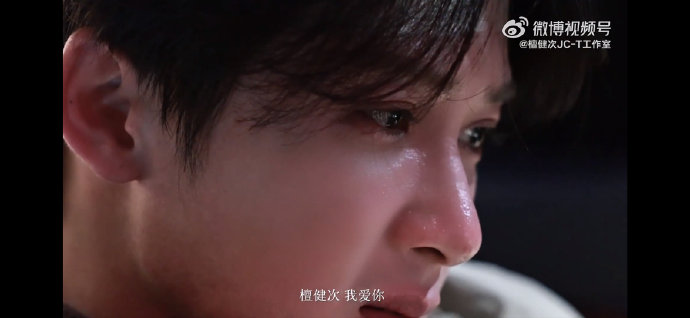 檀健次和粉丝‘小炭火’之间还有哪些暖心的互动故事？