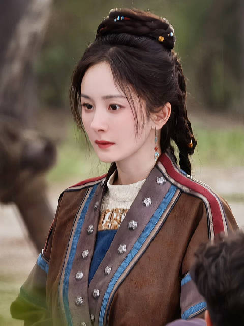 眼如秋水