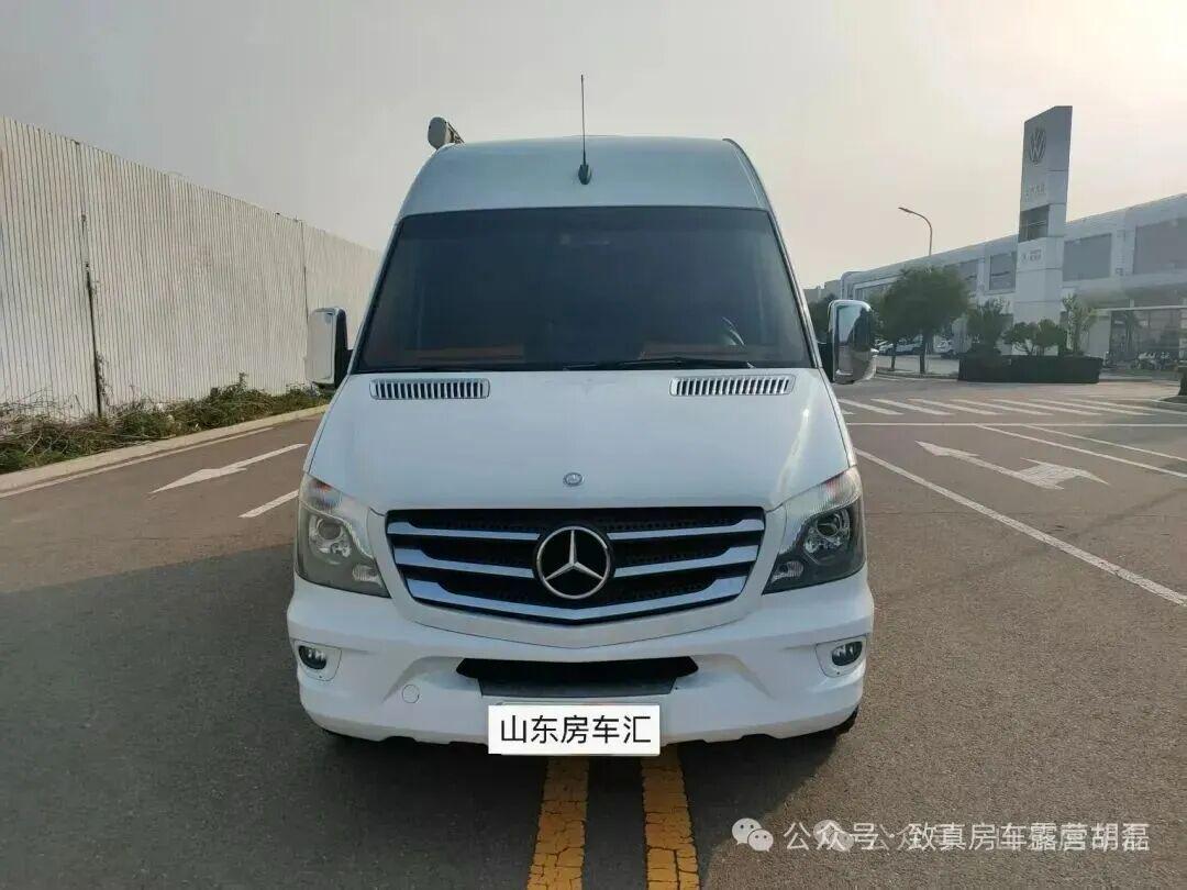 捡漏!10几万拿下百万级奔驰商旅房车，豪华配置拉满，大佬出行首选!