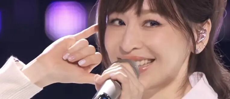 3天上498个热搜，全体网友都在劝这群内娱顶级美女“闭嘴”
