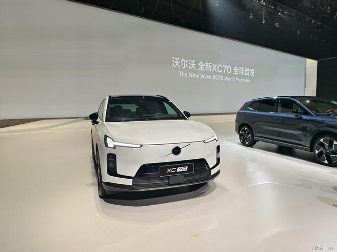 沃尔沃全新XC70全球首发，预售价29.99万起