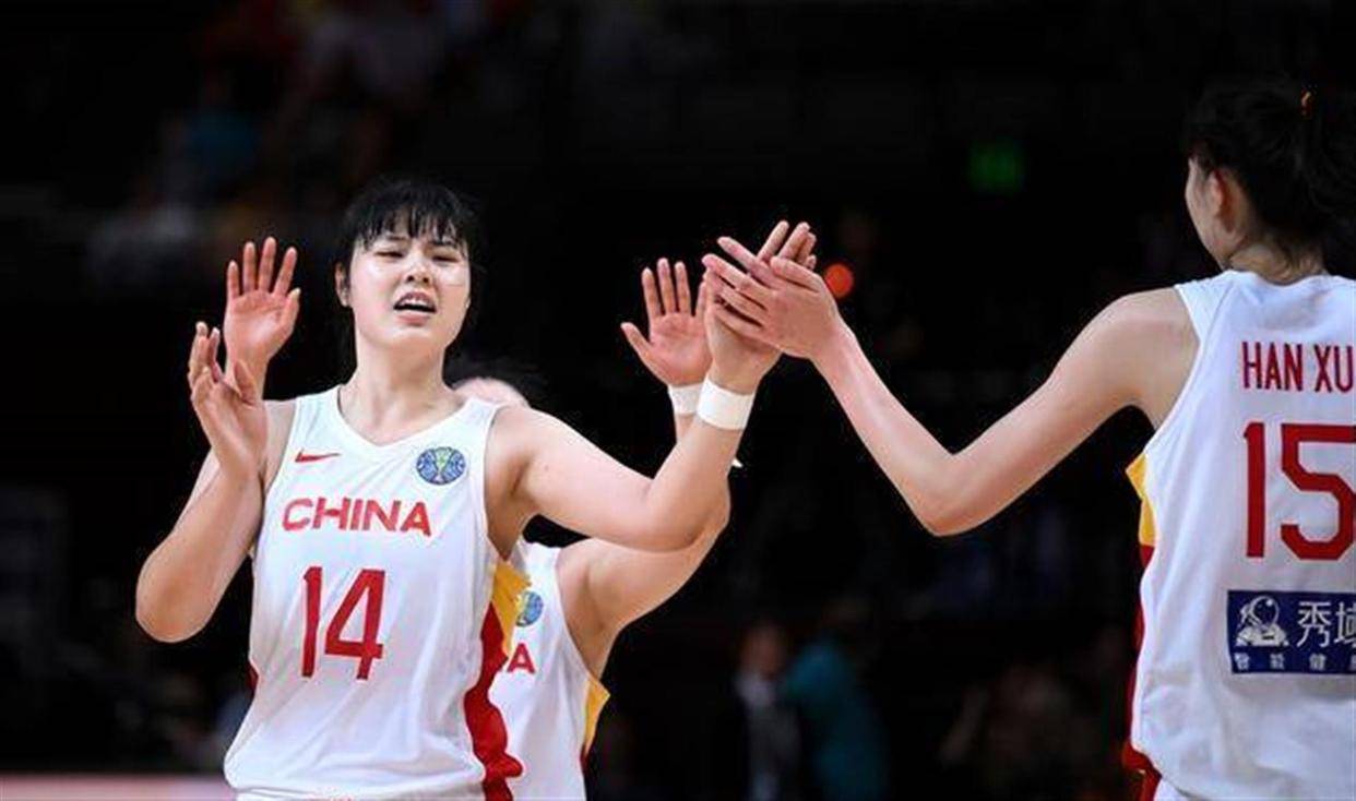 线留洋！韩旭李月汝不回WCBA，WNBA再添中国力量，邓雨婷或被征召