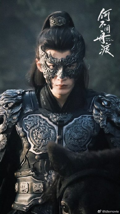 檀健次在北影节后台的备台过程展现了哪些专业素养？
