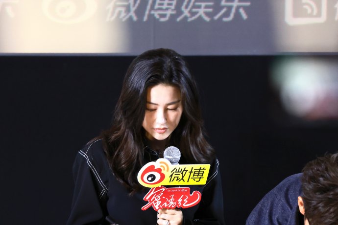 朱珠是如何理解并演绎《蜜语纪》中许蜜语的成长与觉醒的？