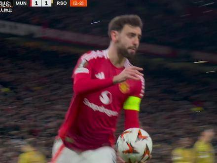 他并非曼联史上最逊的队长，而是身处最颓曼联时期的队长