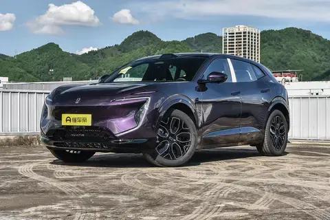 20万级华为系SUV,入门即满配,2026款阿维塔07实测