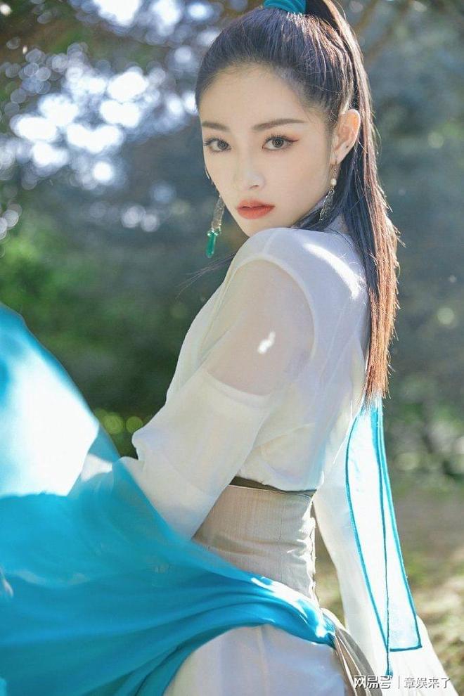 周洁琼、白宇、任嘉伦等明星的小八卦
