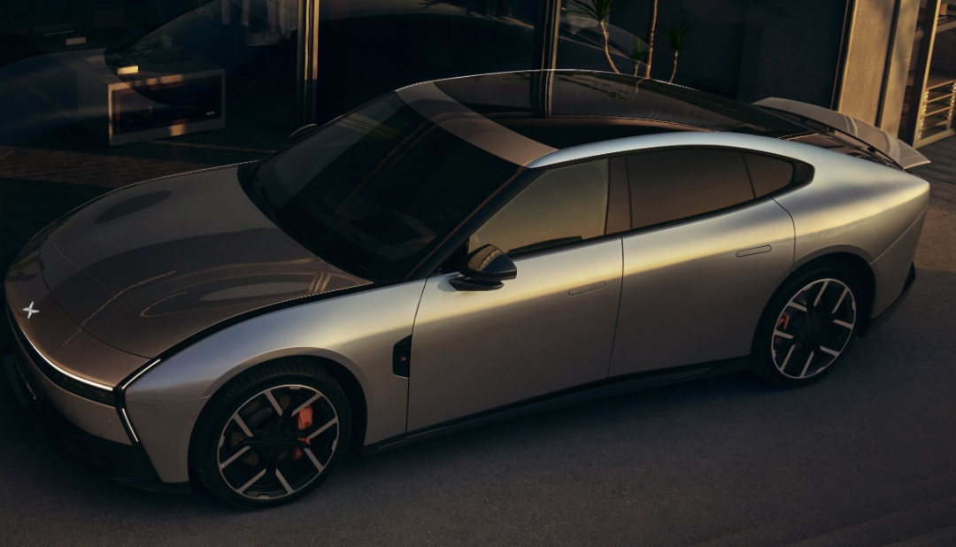 小鹏P7+ 2026款全球首发:首推增程版,纯电续航725km,36国同步上市