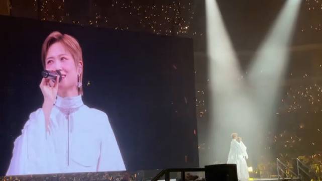 李宇春回应首次来郑州开演唱会：很开心