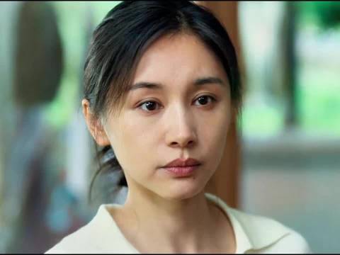 爱会跨越时间和生命，但始终存在 《有朵云像你》屈楚萧王子文王皓何蓝逗黄毅