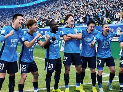 2-1！大连英博绝杀河南，升中超第三，申花3-1铁人，最新排名乱了