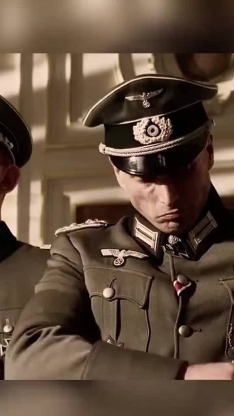 美术生评德军军服霸气，温特斯霉菌校官服潇洒