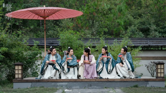 从《你好,李焕英》到《赘婿》,影视行业复苏背后的价值新逻辑