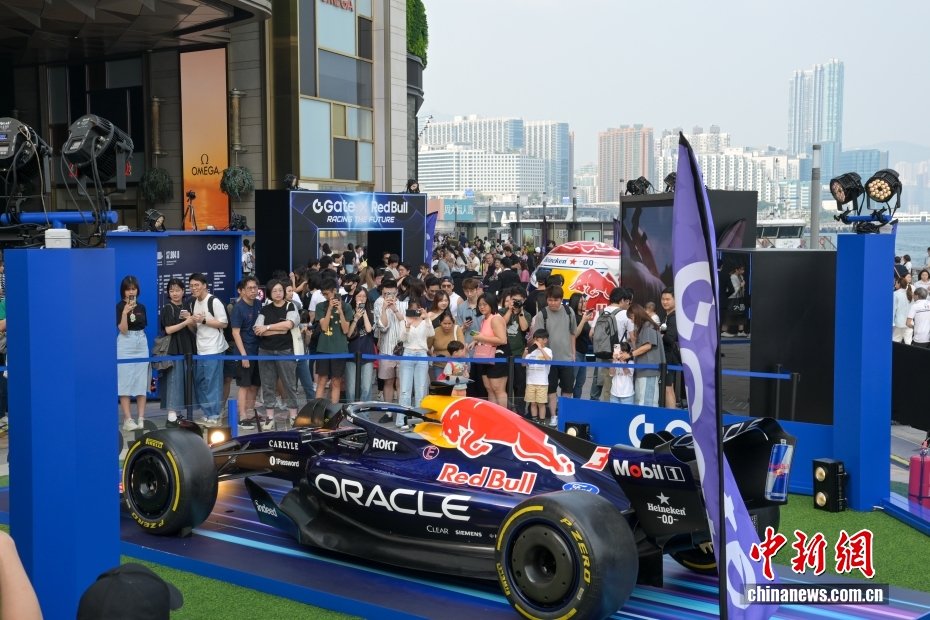 F1赛车首度“驶入”香港公开展出