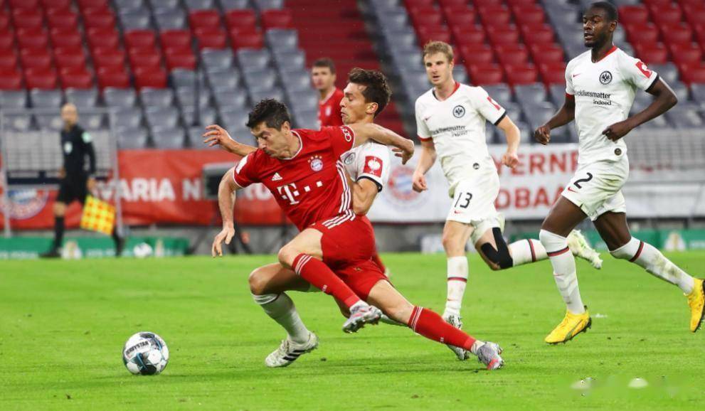 欧冠：拜仁慕尼黑对战皇家马德里，首回合拜仁赢了2比1，这次皇马得拼命了，比分预测